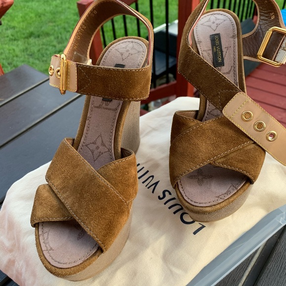 Louis Vuitton Canvas/Suede Brown Wedges 38 - Picture 2 of 8